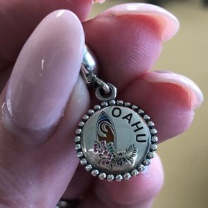 Pandora authentic Hawaii Oahu dangle. Brand new